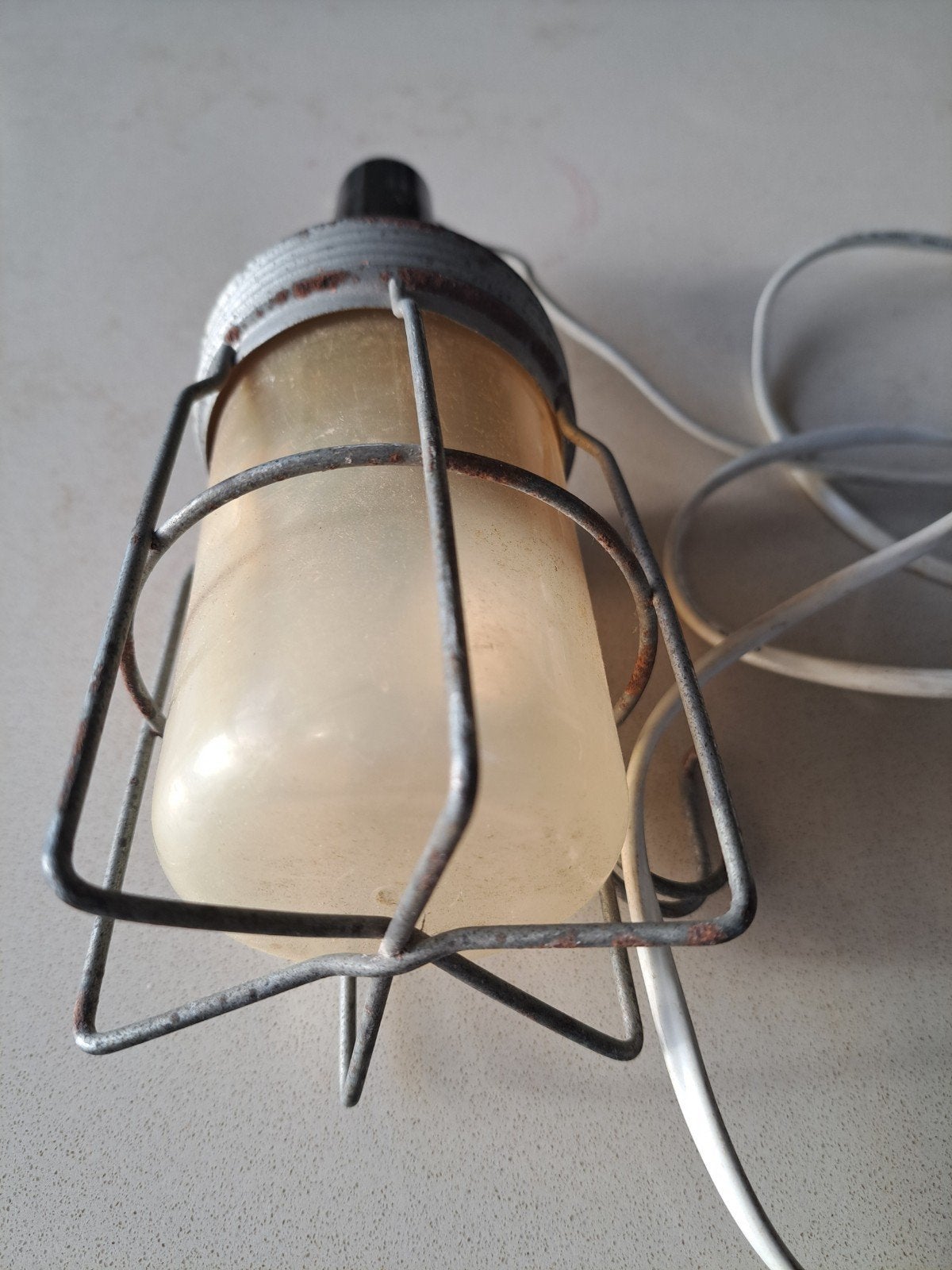 Industriele handlamp, Ophalen
