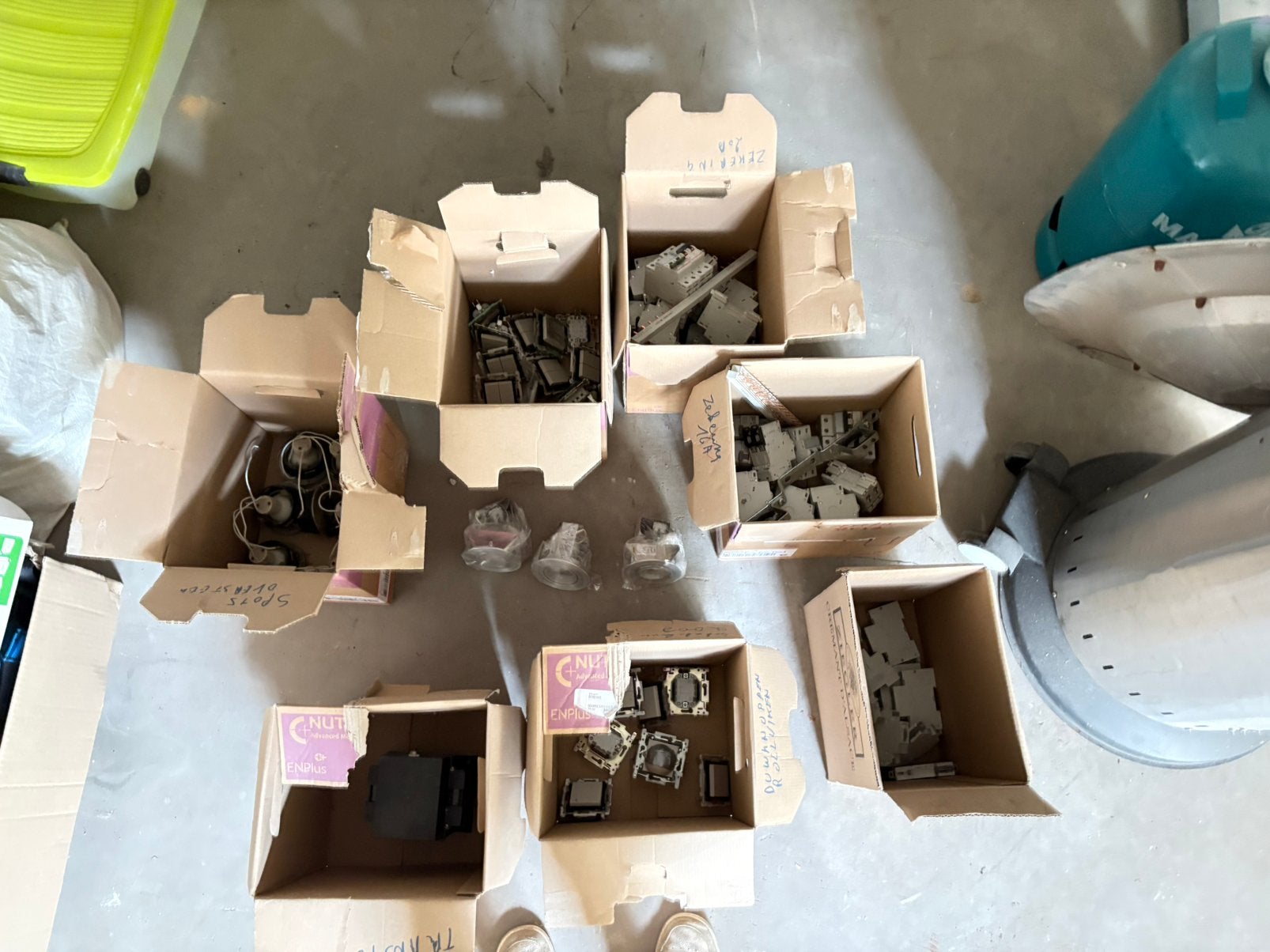 Lot divers elektrisch, Doe-het-zelf en Bouw, Ophalen, Gebruikt