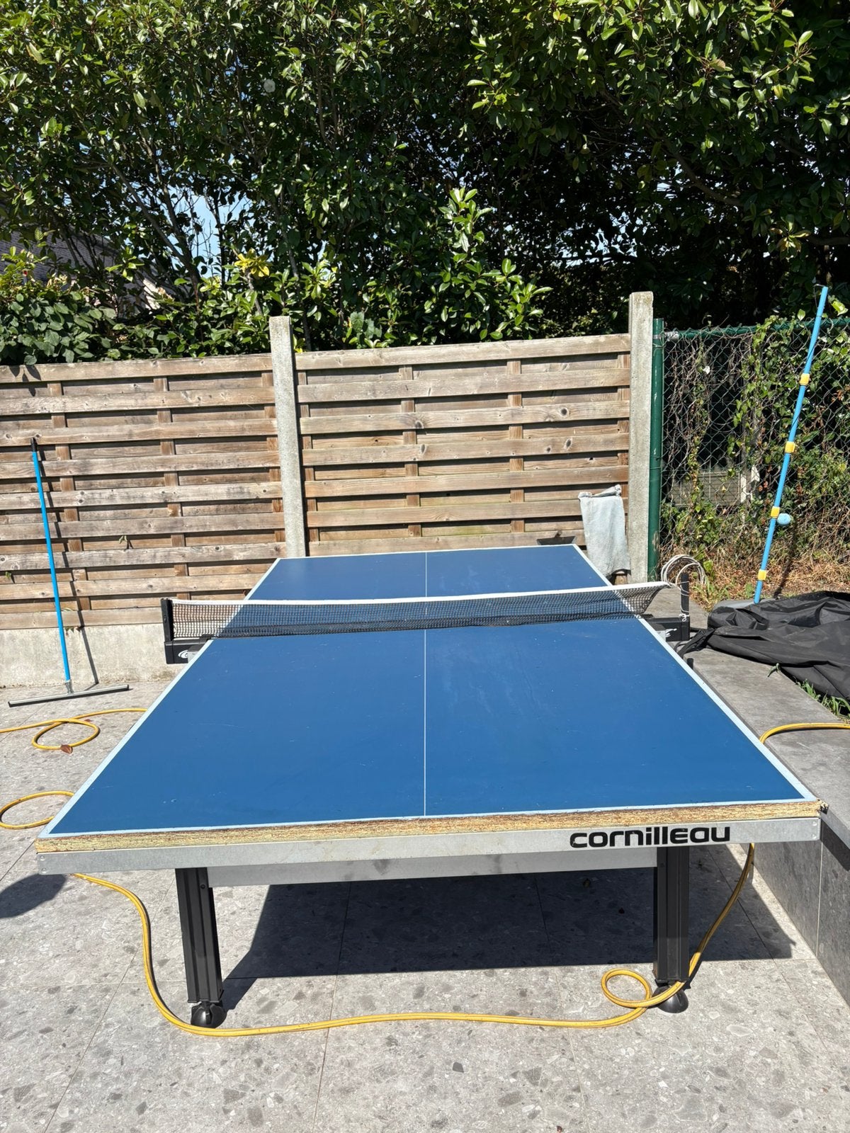 Table de ping pong, Enlèvement, Utilisé