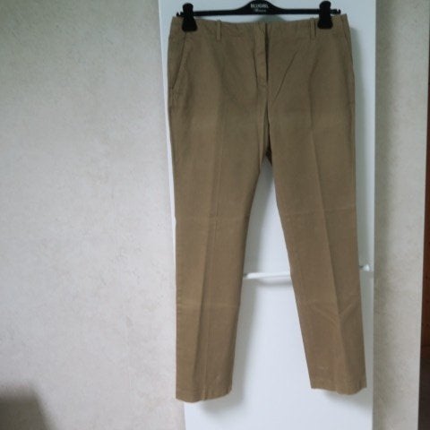 Broek nieuw kaki Aspesi mt 44 (it 48), Kleding | Dames, Aspesi, Maat 42/44 (L), Nieuw, Ophalen of Verzenden
