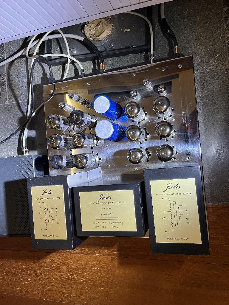 jadis defy 7 ampli de puissance 2X100 watts, Enlèvement, Amplificateur