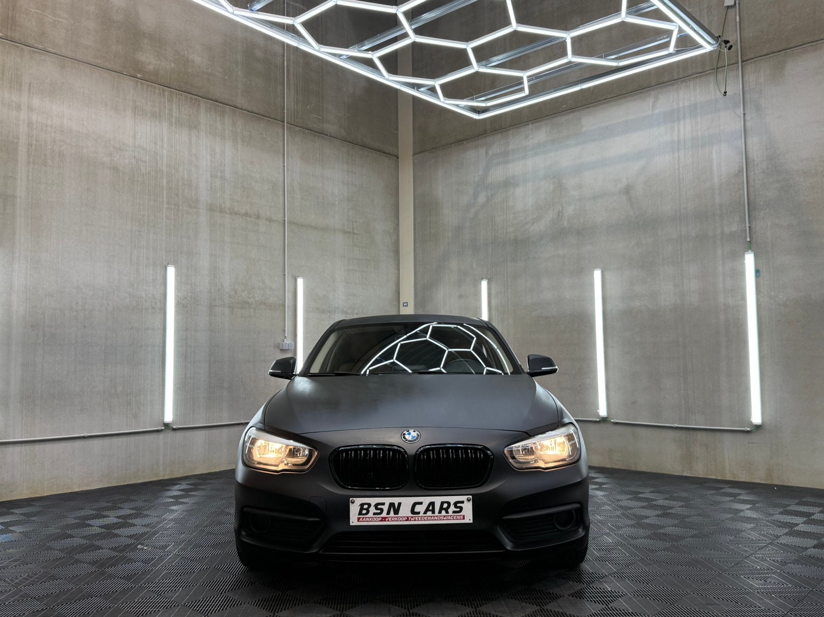 BMW 116D/AUTOMAAT/PDC/LEER/NAVI/CRUISE, Auto's, Automaat, Testrit aan huis, Euro 6, Zwart