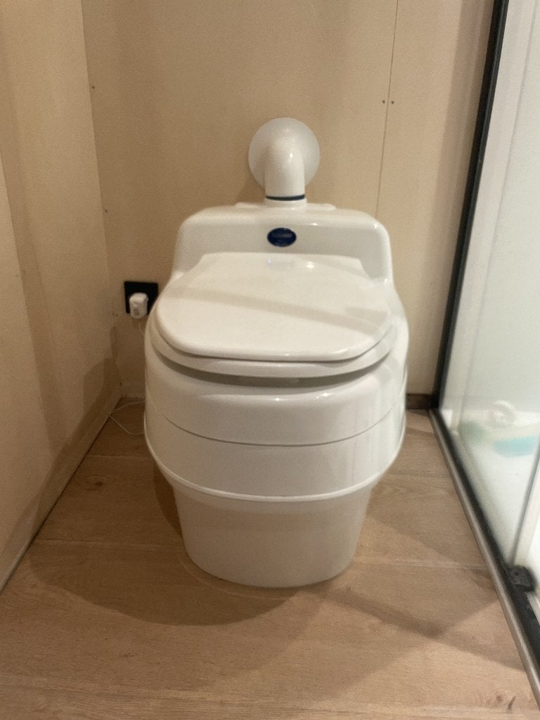 separett villa 9010 scheidingstoilet, Ophalen, Gebruikt, Toilet