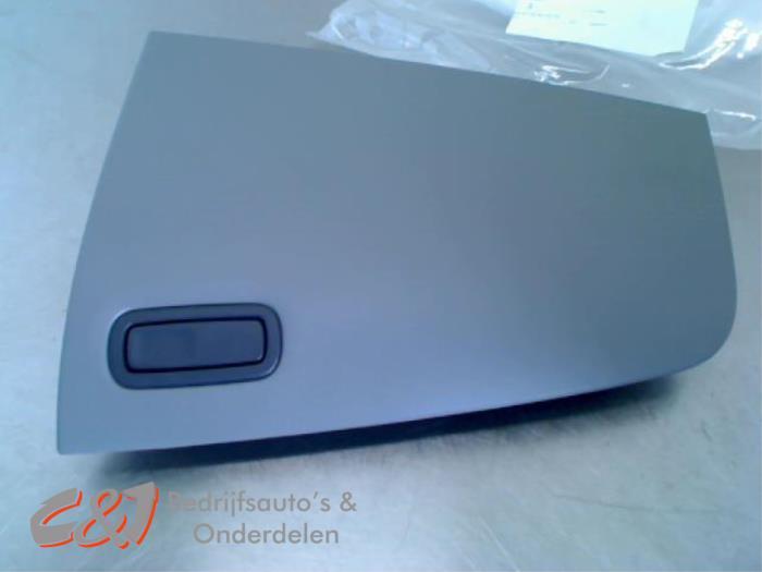 Dashboard klep van een Renault Trafic, Gebruikt, -, Renault, -