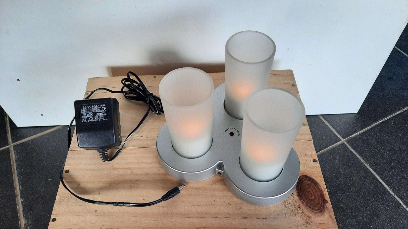 3 bougies avec batteries et chargeur + 3 bougies avec piles, Enlèvement ou Envoi