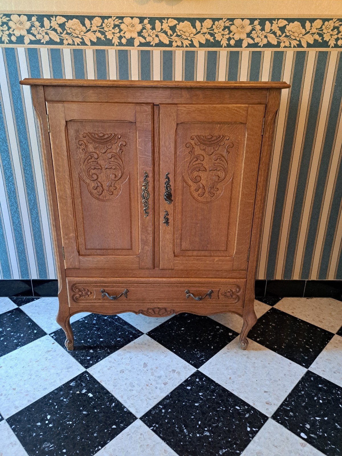 Armoire de style ancien, Maison & Meubles, Enlèvement