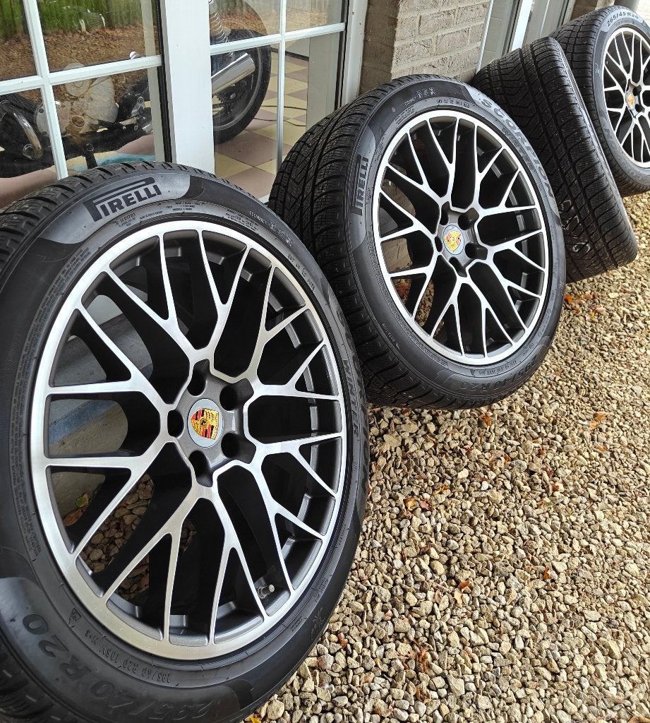 20" Porsche Macan RS Spyder + Winterbanden Pirelli, Auto-onderdelen, Ophalen, Overige, Gebruikt, Overige