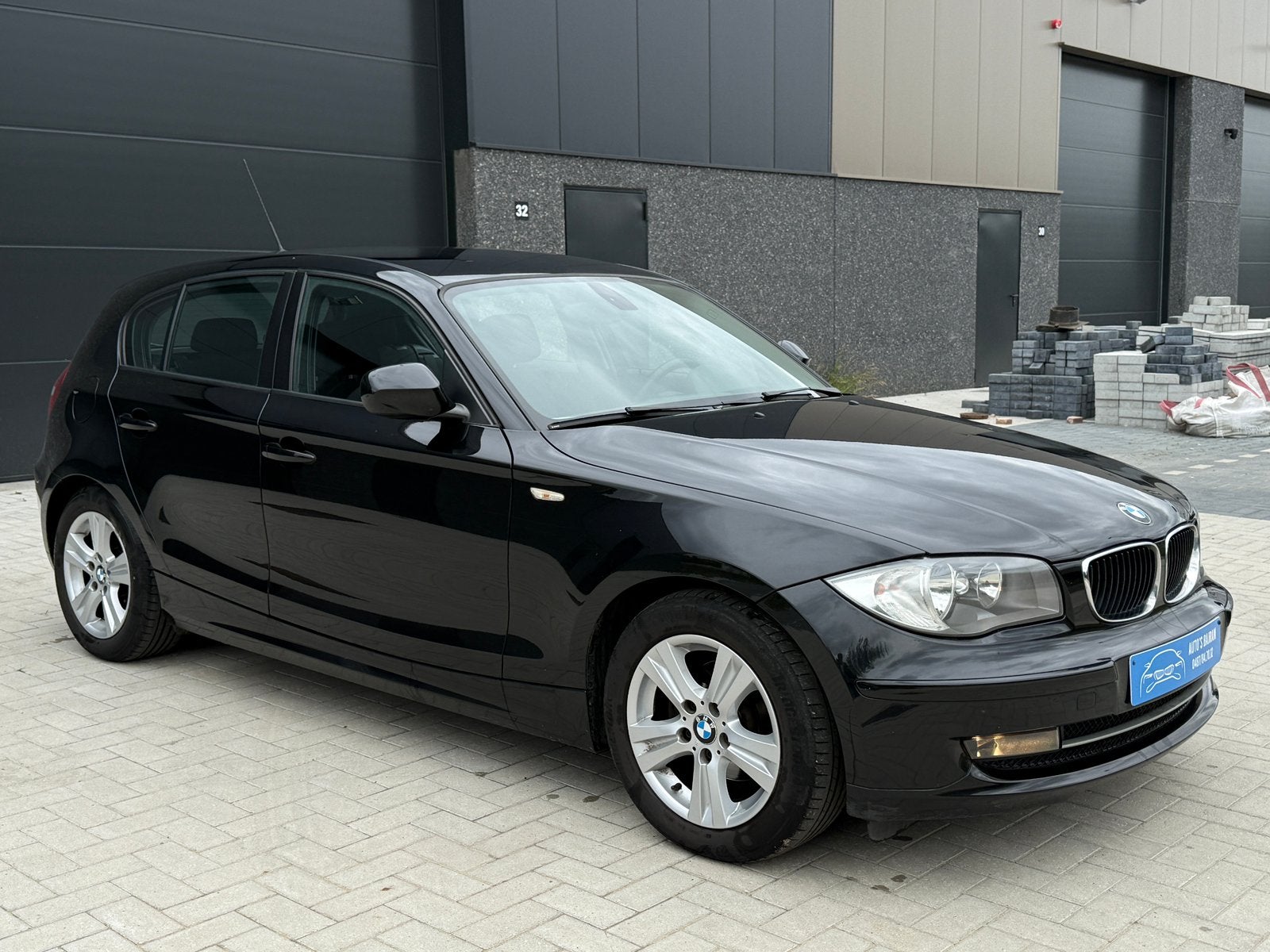 Bmw 116i benzine - euro 5 - 165.000 km - 2011, Auto's, 1 Reeks, Bedrijf, Handgeschakeld, ABS