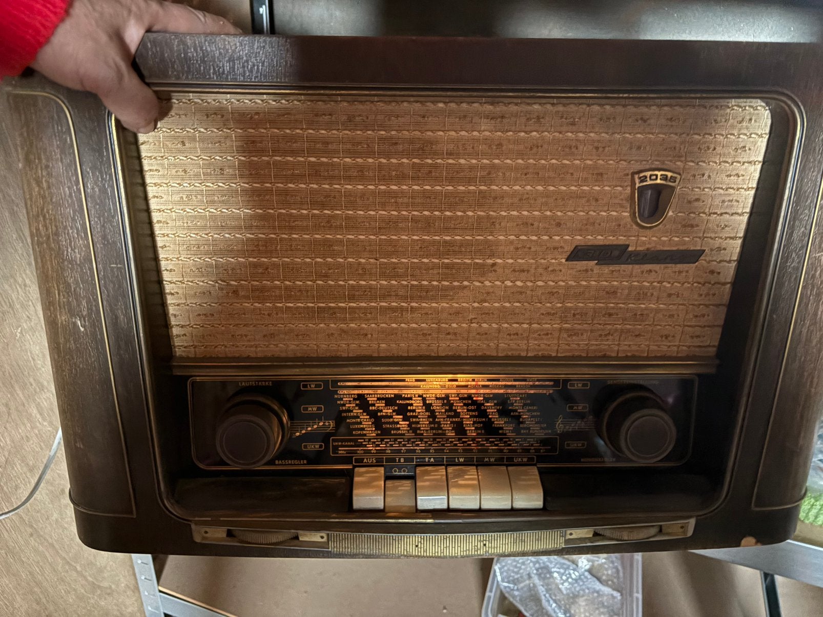 Buizenradio Grundig 2035 uit de jaren 50!, Antiek en Kunst, Ophalen