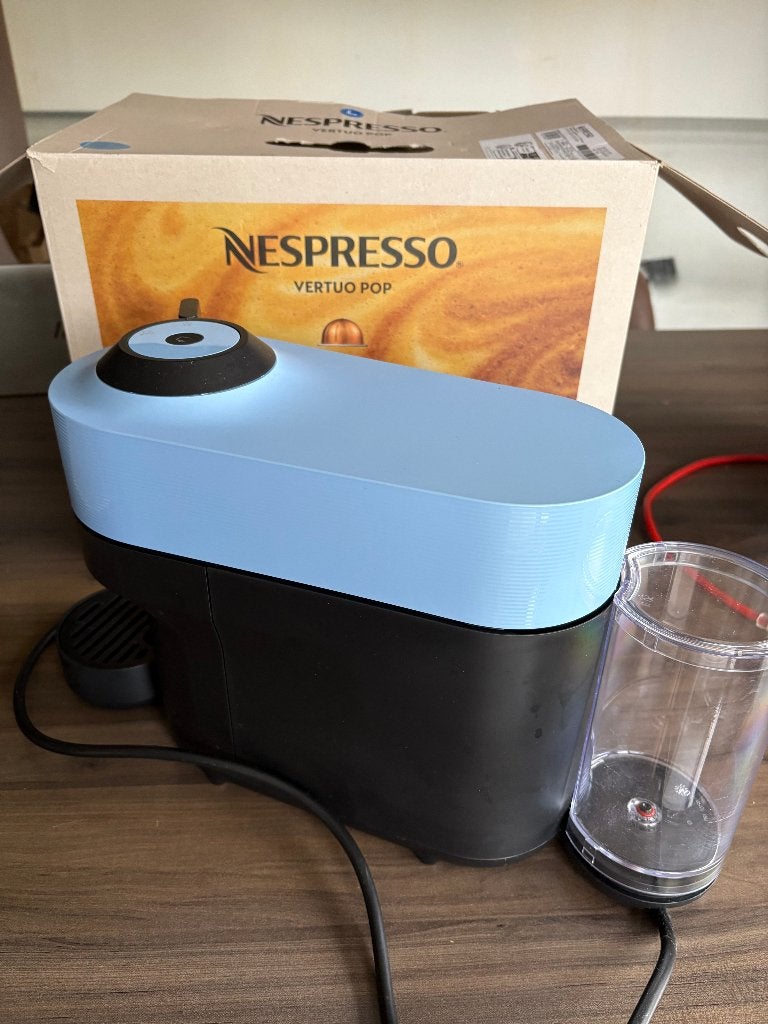 Nespresso Vertuo machine, Ophalen, Zo goed als nieuw, Koffiepads en cups, Afneembaar waterreservoir