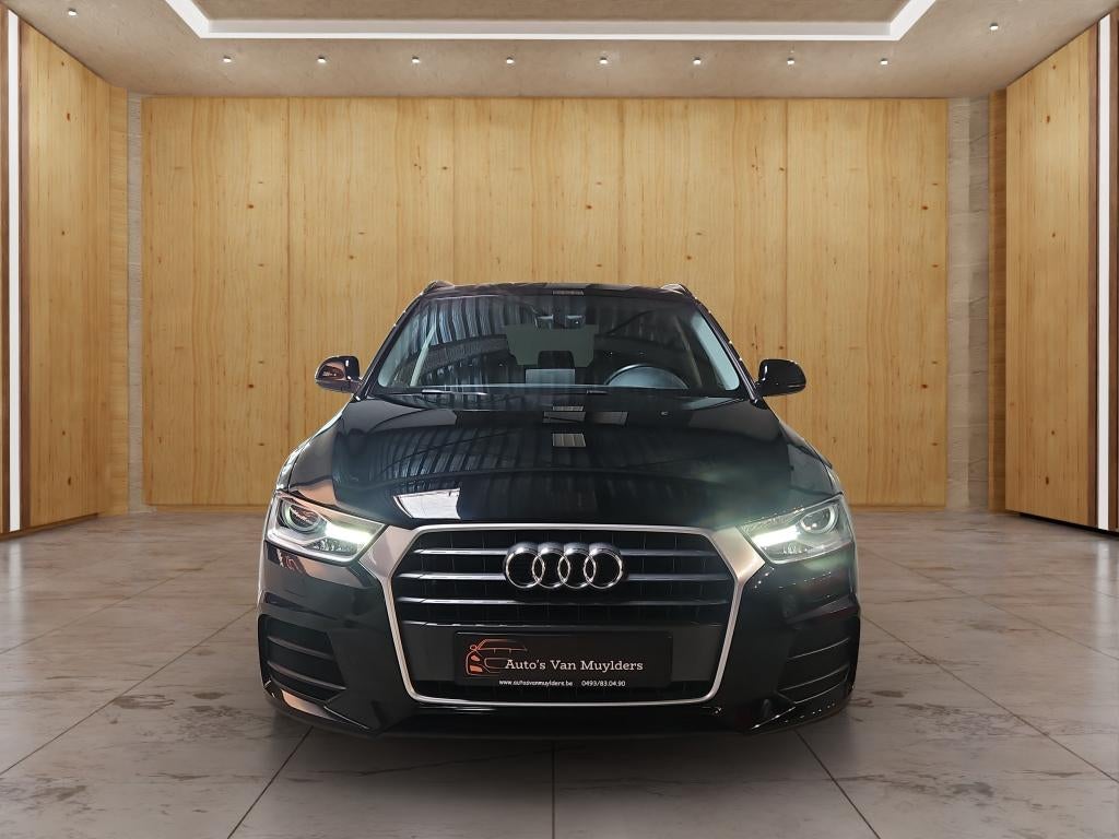 Audi Q3 Sport 1.4 tsi 150pk  12 maanden garantie, Voorwielaandrijving, Stof, 140 g/km, Zwart