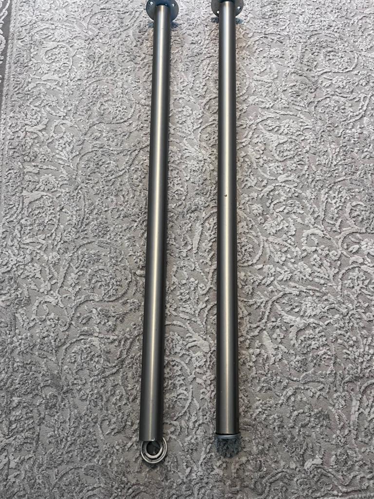 Pied réglable inox, Huis en Inrichting, Stoffering | Behang, Ophalen