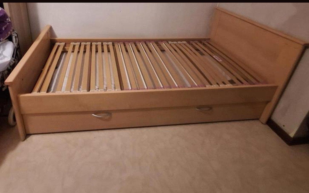 1persbed met lade of 2de bed, Huis en Inrichting, Slaapkamer | Bedden, Ophalen