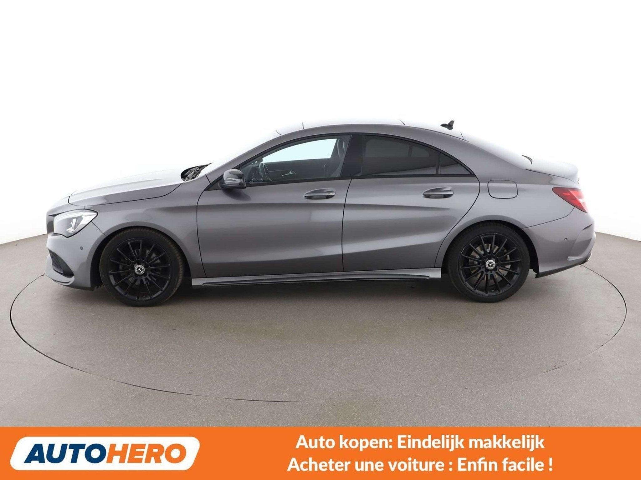 Mercedes-Benz CLA-Klasse 180 CLA 180 Urban (bj 2019), Auto's, 122 pk, Gebruikt, Zilver of Grijs, 1395 kg