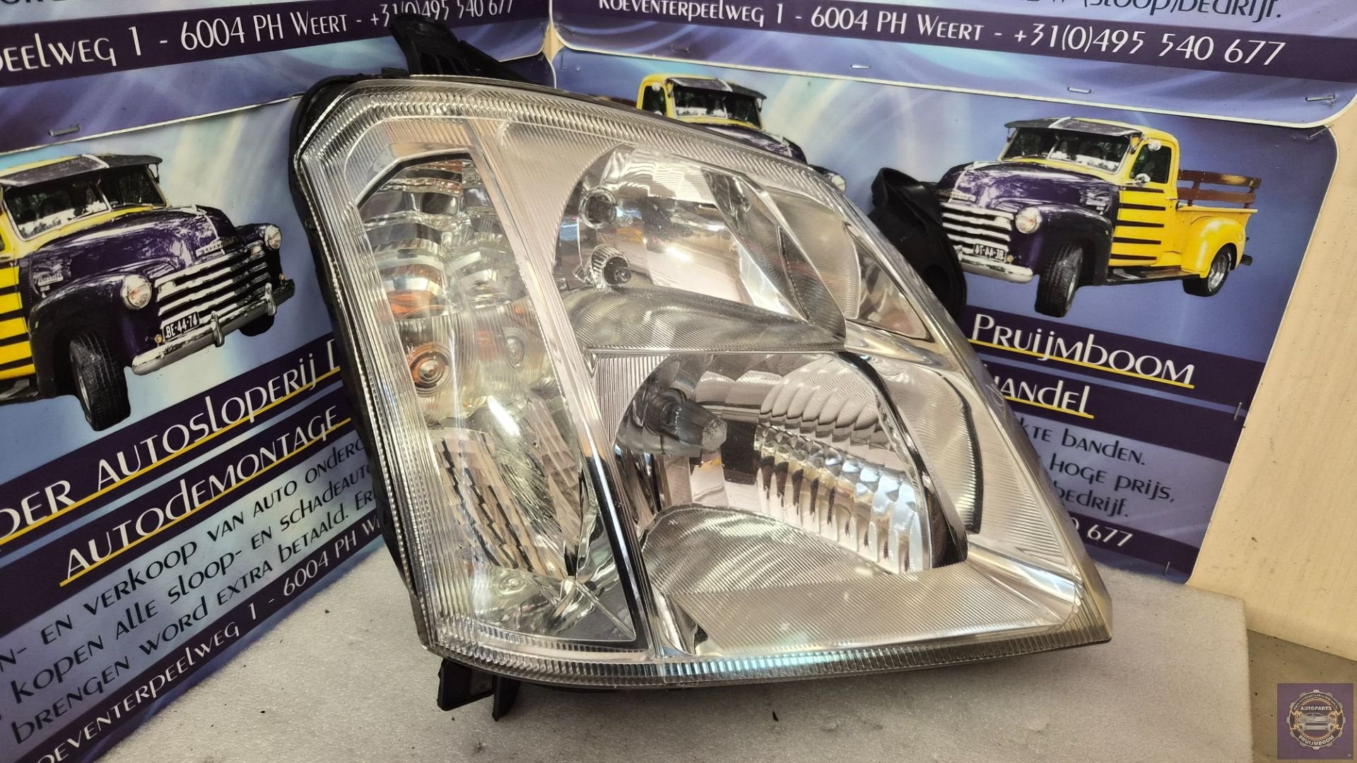 Phare droit pour Opel Meriva ann e 2006, r f rence 93321053G, Autos : Pièces & Accessoires, Opel Automobile GmbH, Opel, Bahnhofsplatz 1
65423  Russelsheim am Main, DE