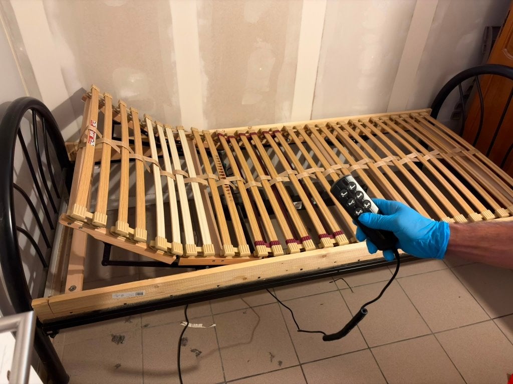 Elektrisch verstelbaar bed te koop, Ophalen, Verstelbaar