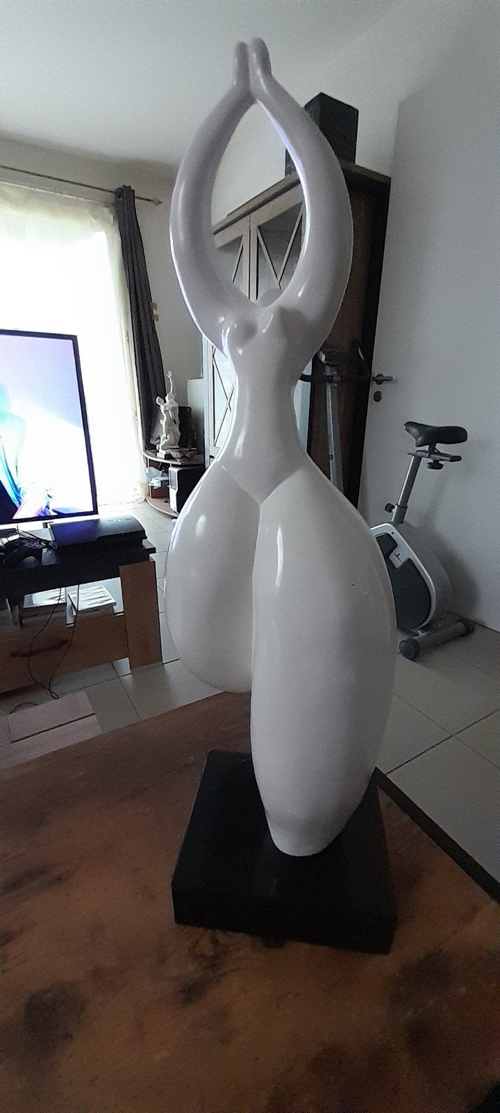 prachtig modern beeld dansende naakte vrouw 65 cm hoog, Ophalen of Verzenden, Beeld