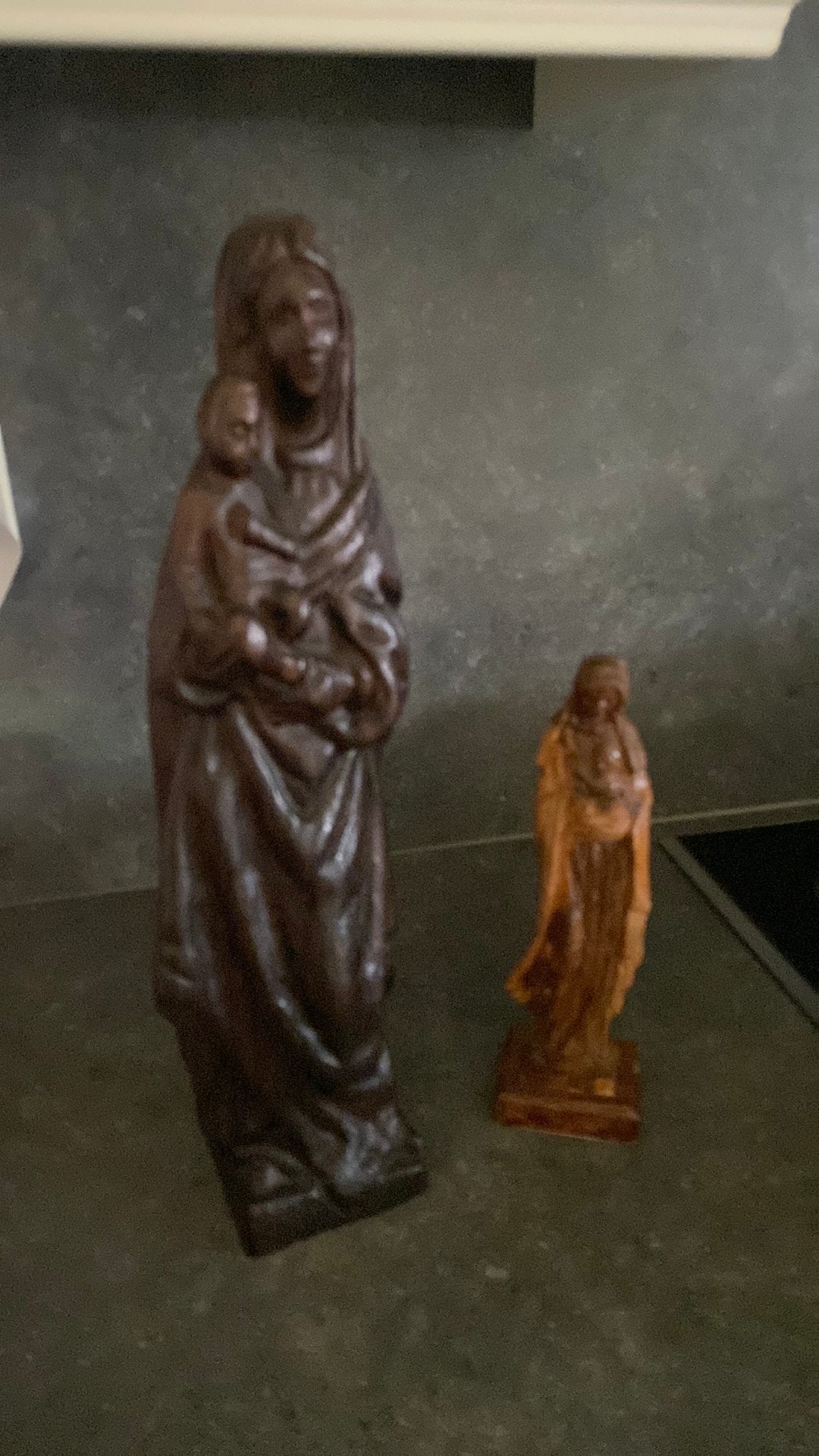 Maria met kindje houten antieke beeldjes, Antiek en Kunst, Ophalen