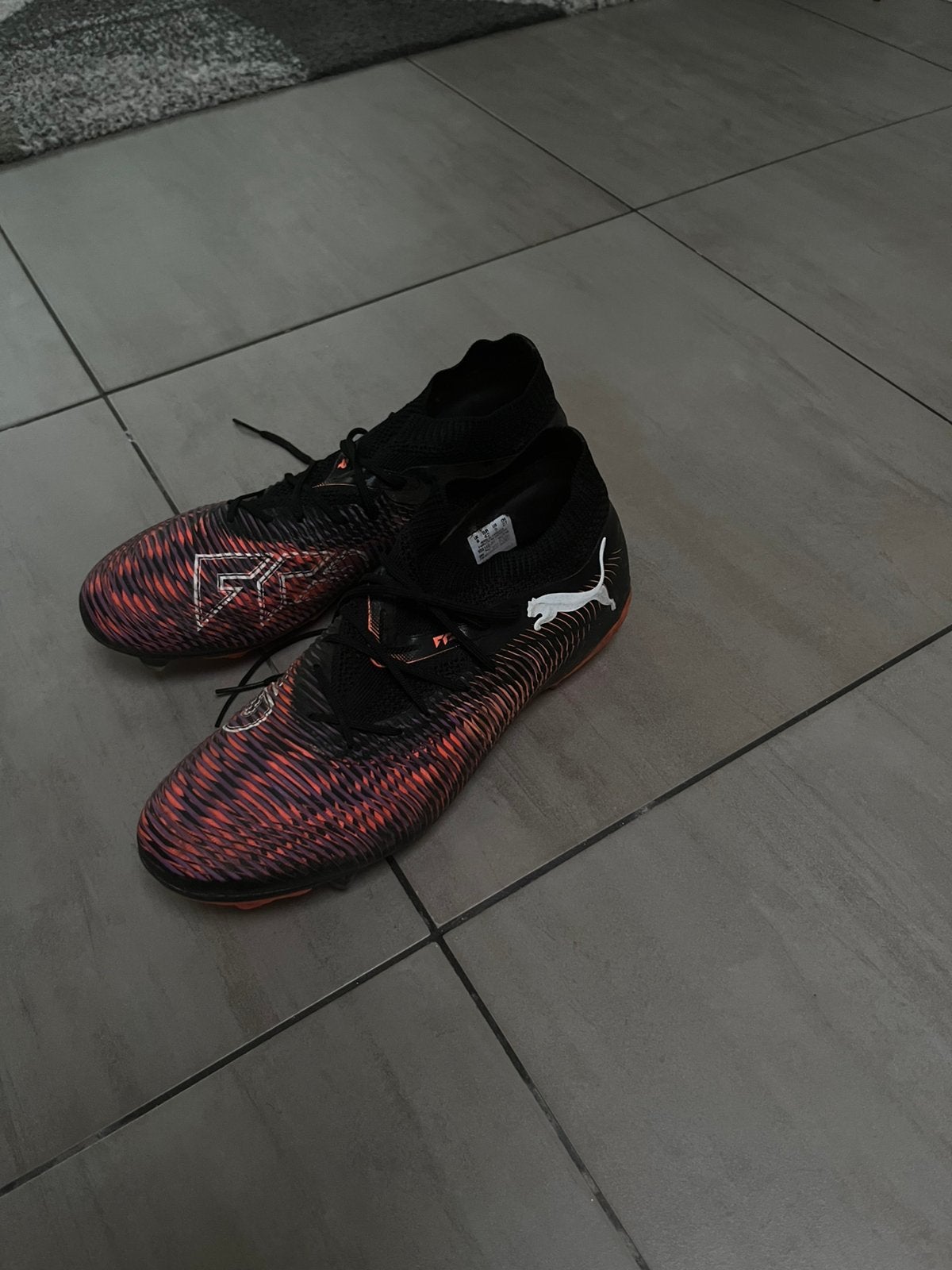 Voetbalshcoenen puma future, Sport en Fitness, Voetbal, Ophalen, Zo goed als nieuw