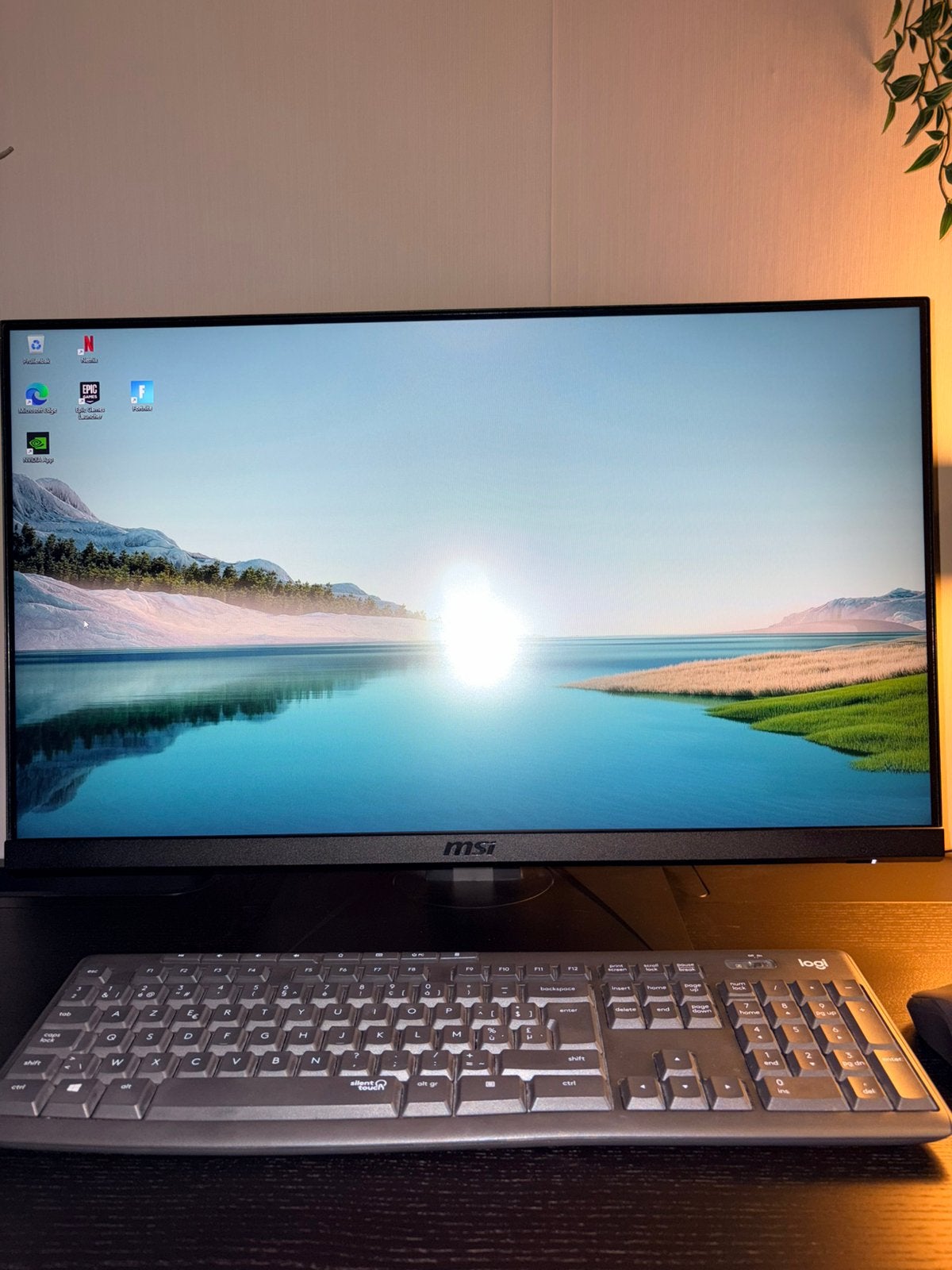 MSI MAG275R2 – 27” Gaming Monitor – 170hz, Computers en Software, HD, IPS, In hoogte verstelbaar, Zo goed als nieuw