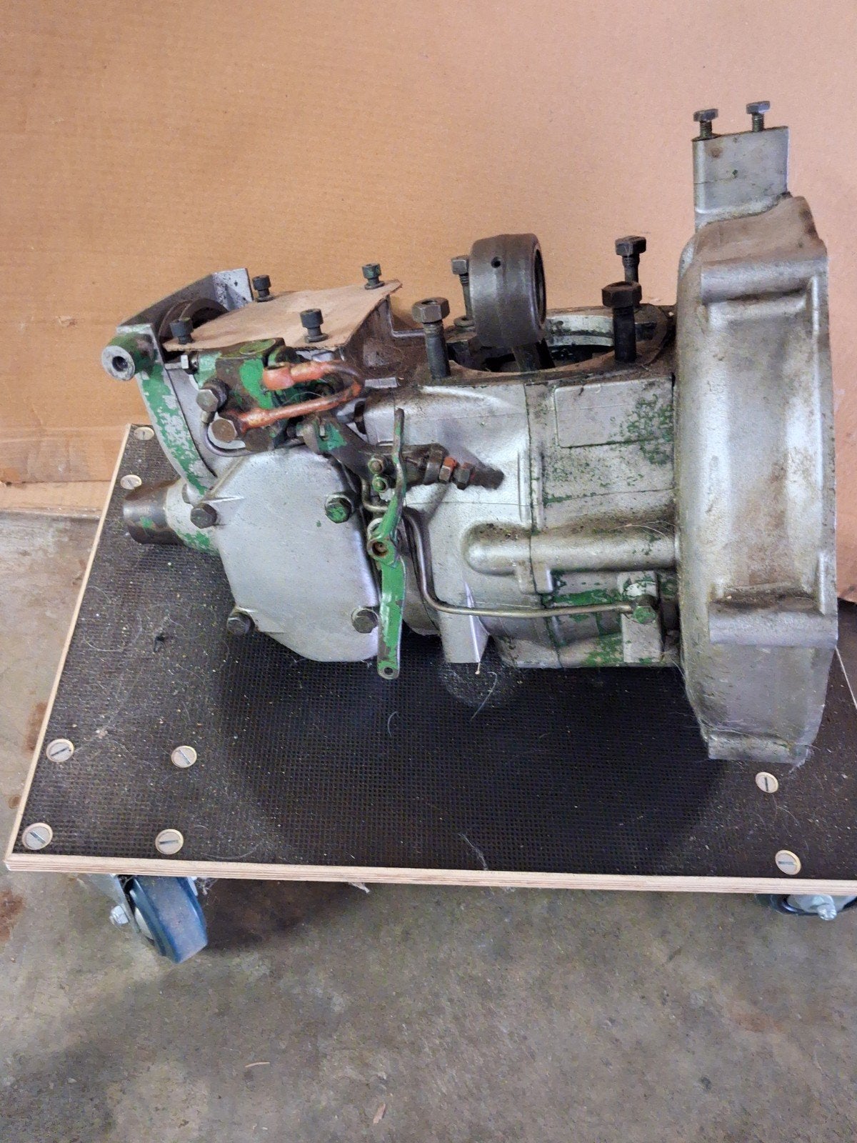 Onderdelen motor agria, Ophalen