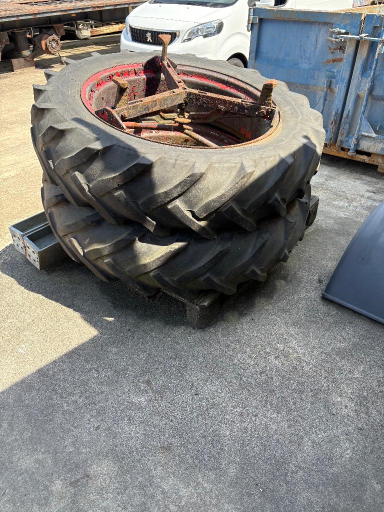 Traktor banden, Ophalen