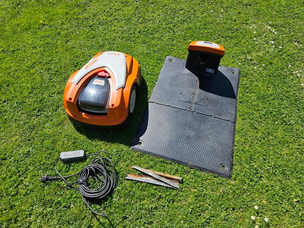 Robot tondeuse Stihl, Enlèvement