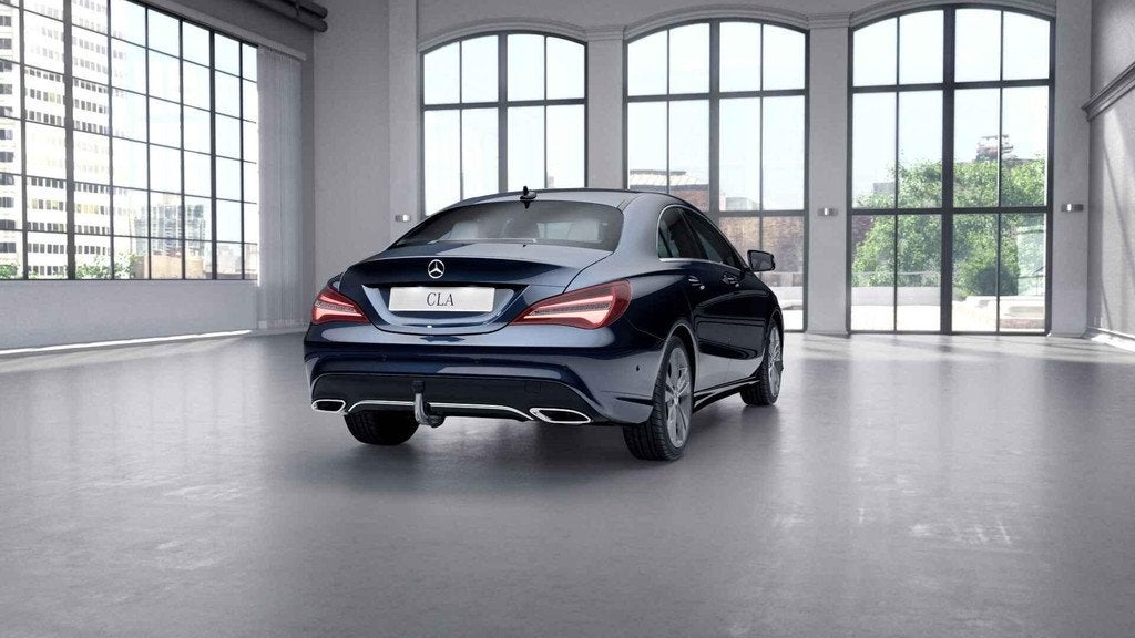 Mercedes-Benz CLA-klasse 180 Coupé Urban Line | Trekhaak |, Gebruikt, Euro 6, 4 cilinders, 124 g/km