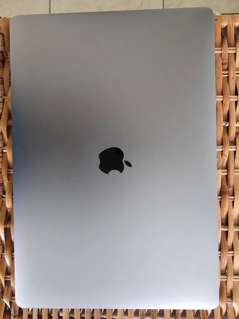Apple macbook pro 2018, Computers en Software, Apple Macbooks, Ophalen, MacBook