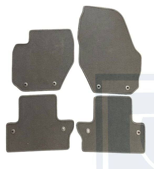 Mattenset, Mat Set, Rubber Floor Mats, Original Volvo, Volvo, Enlèvement ou Envoi, Neuf