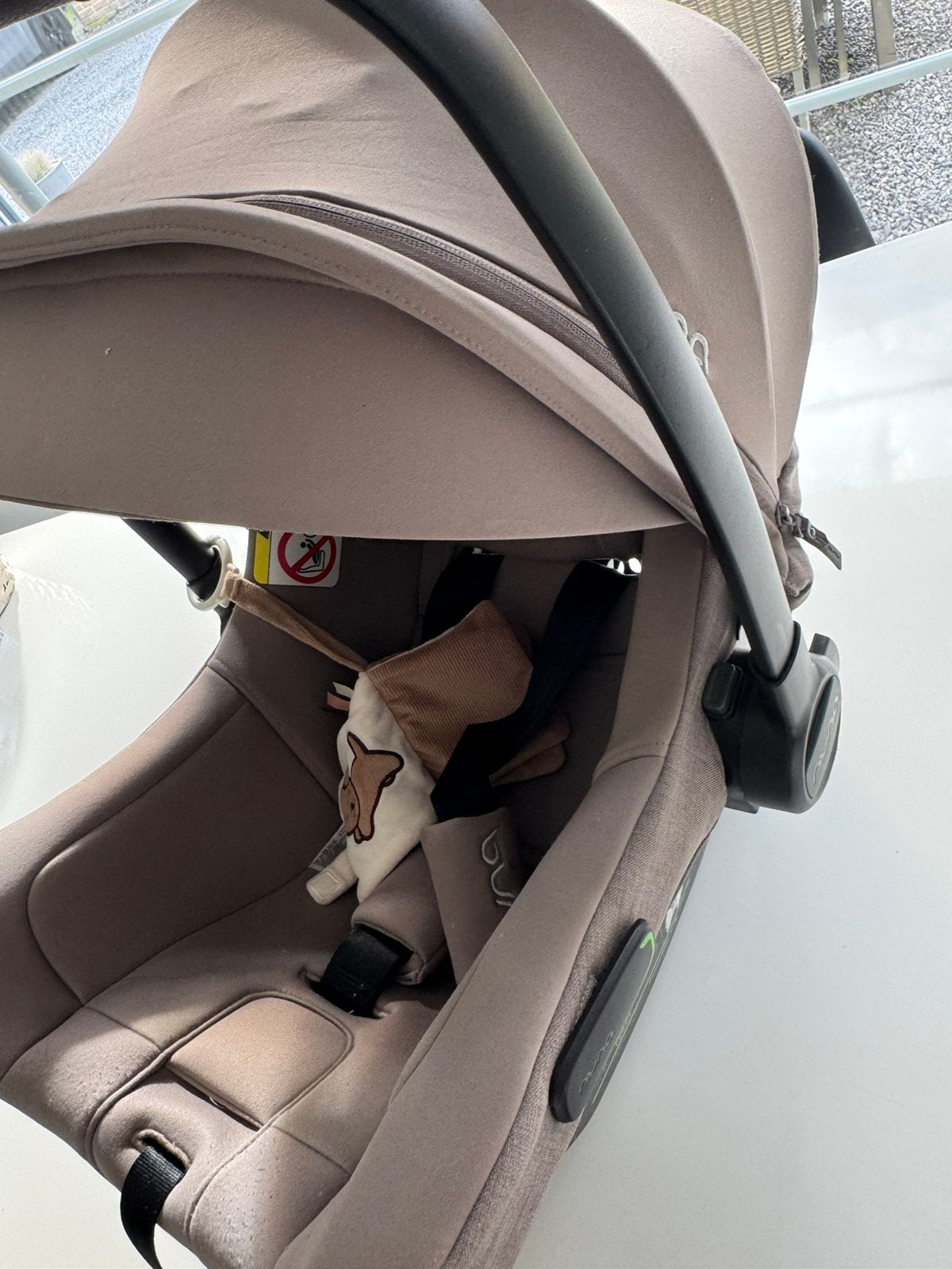 Maxi cosy nuna, Ophalen, Zo goed als nieuw