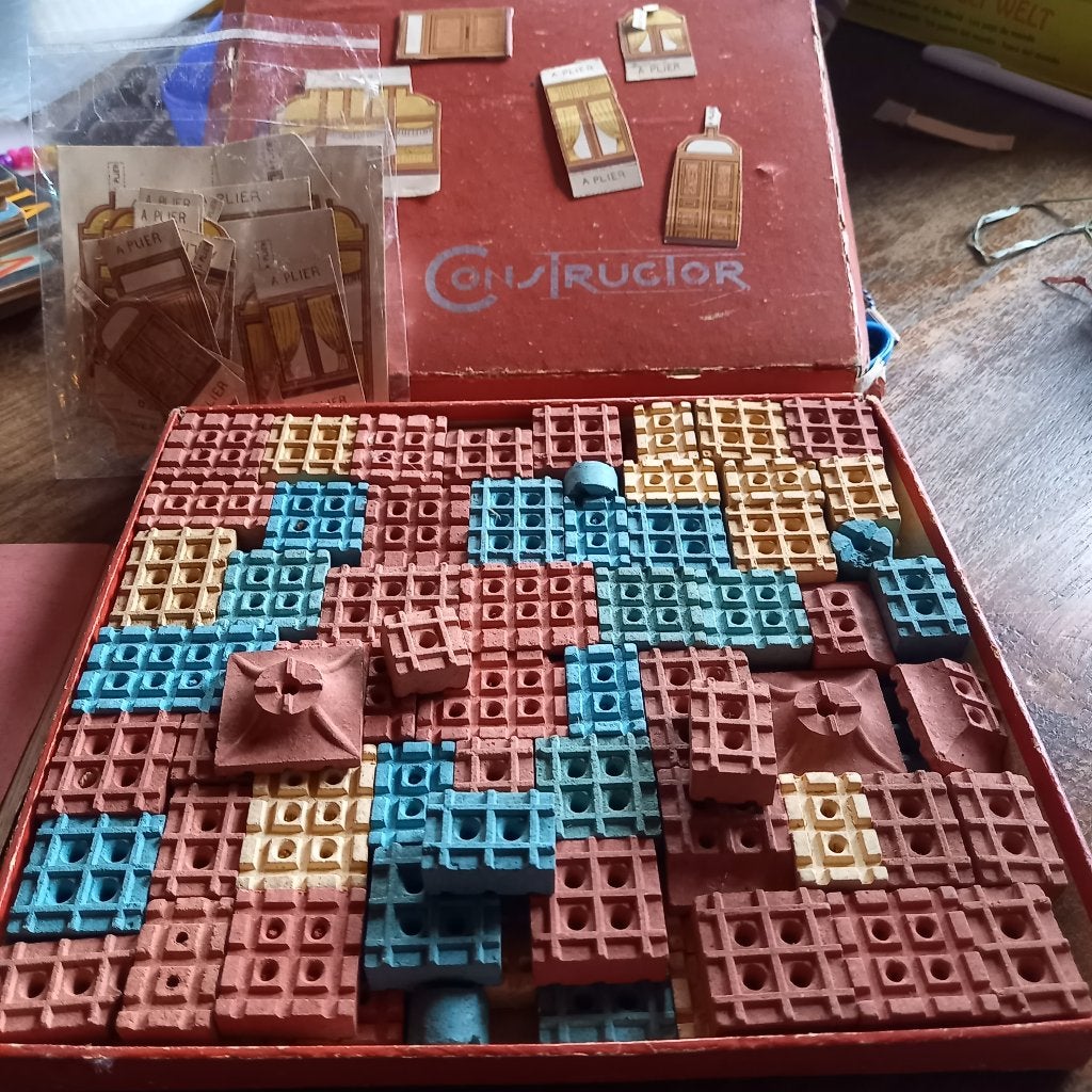 Jeu de construction ancien, Enlèvement
