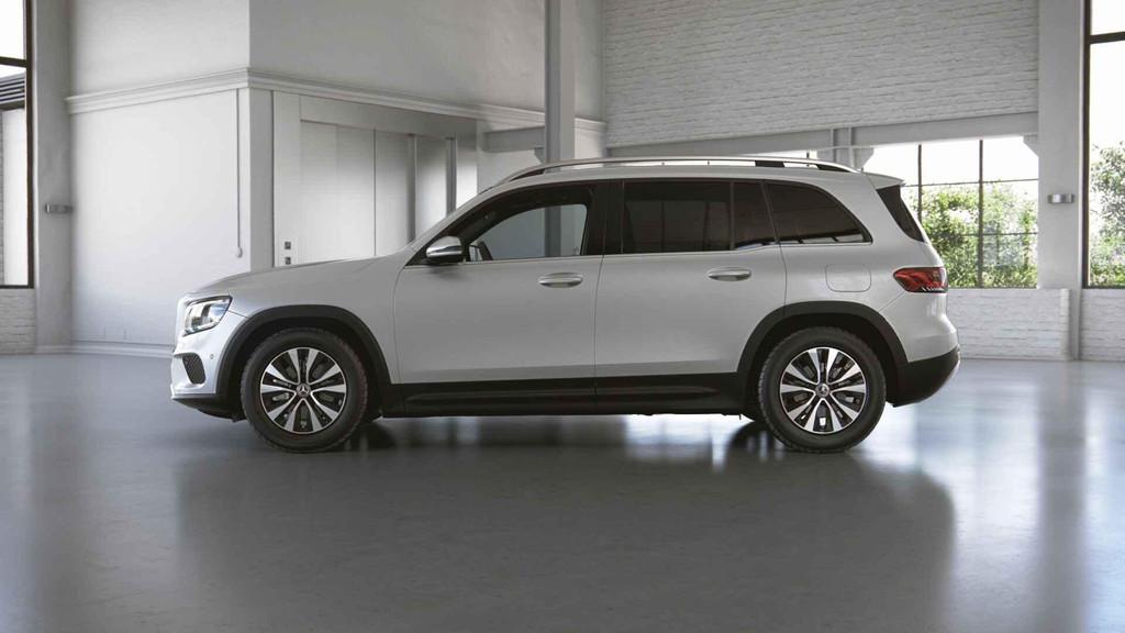 Mercedes-Benz GLB 200 Luxury Line Panoramisch Dak | Verwarmd, Stof, Zwart, 4 cilinders, Wit