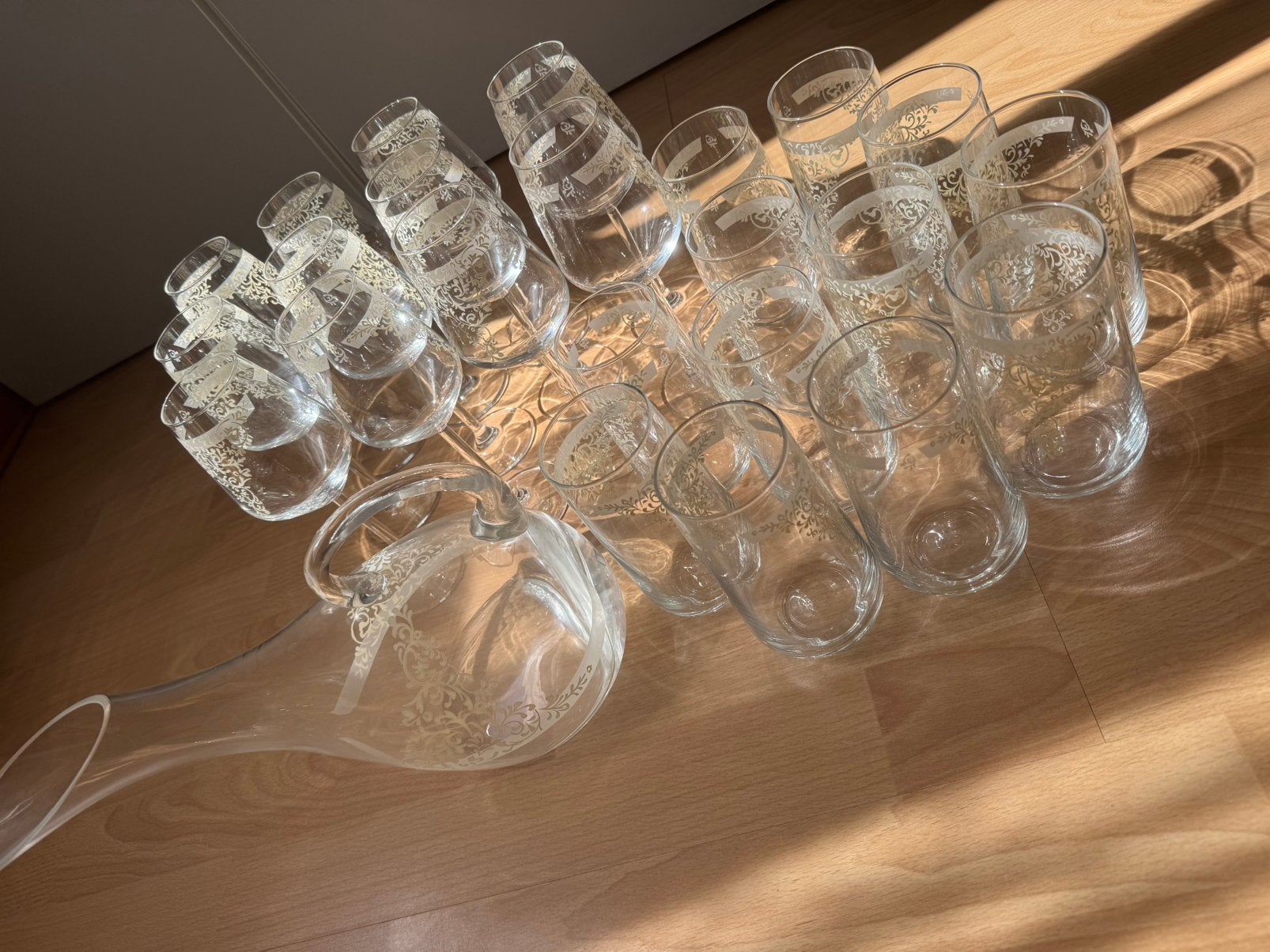 Karaca Novia - 12x drinkglas + 11x wijnglas + 1 glazenkaraf, Ophalen, Nieuw, Overige typen