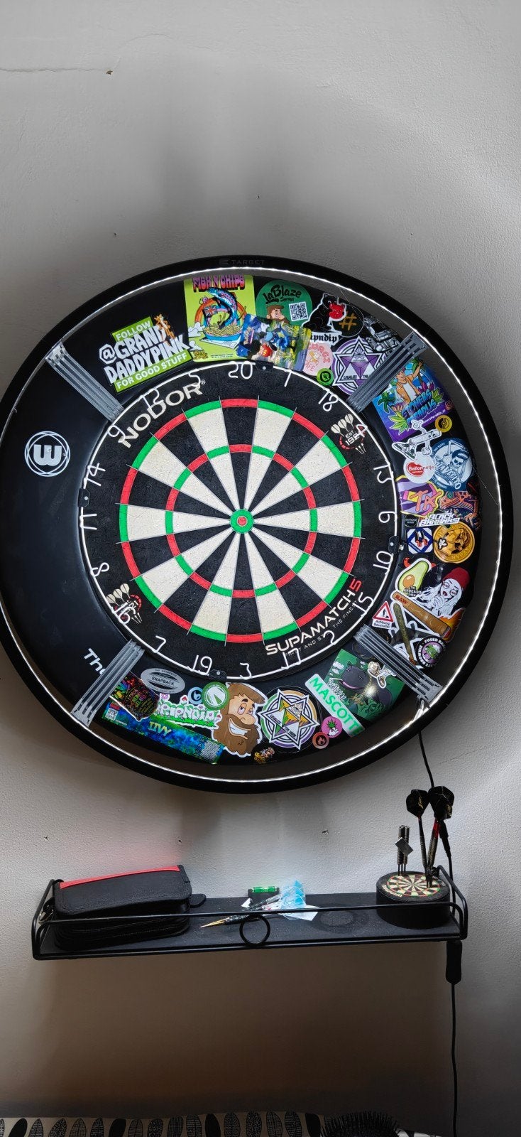 volledige darts setup, Sport en Fitness, Ophalen, Zo goed als nieuw, Dartbord
