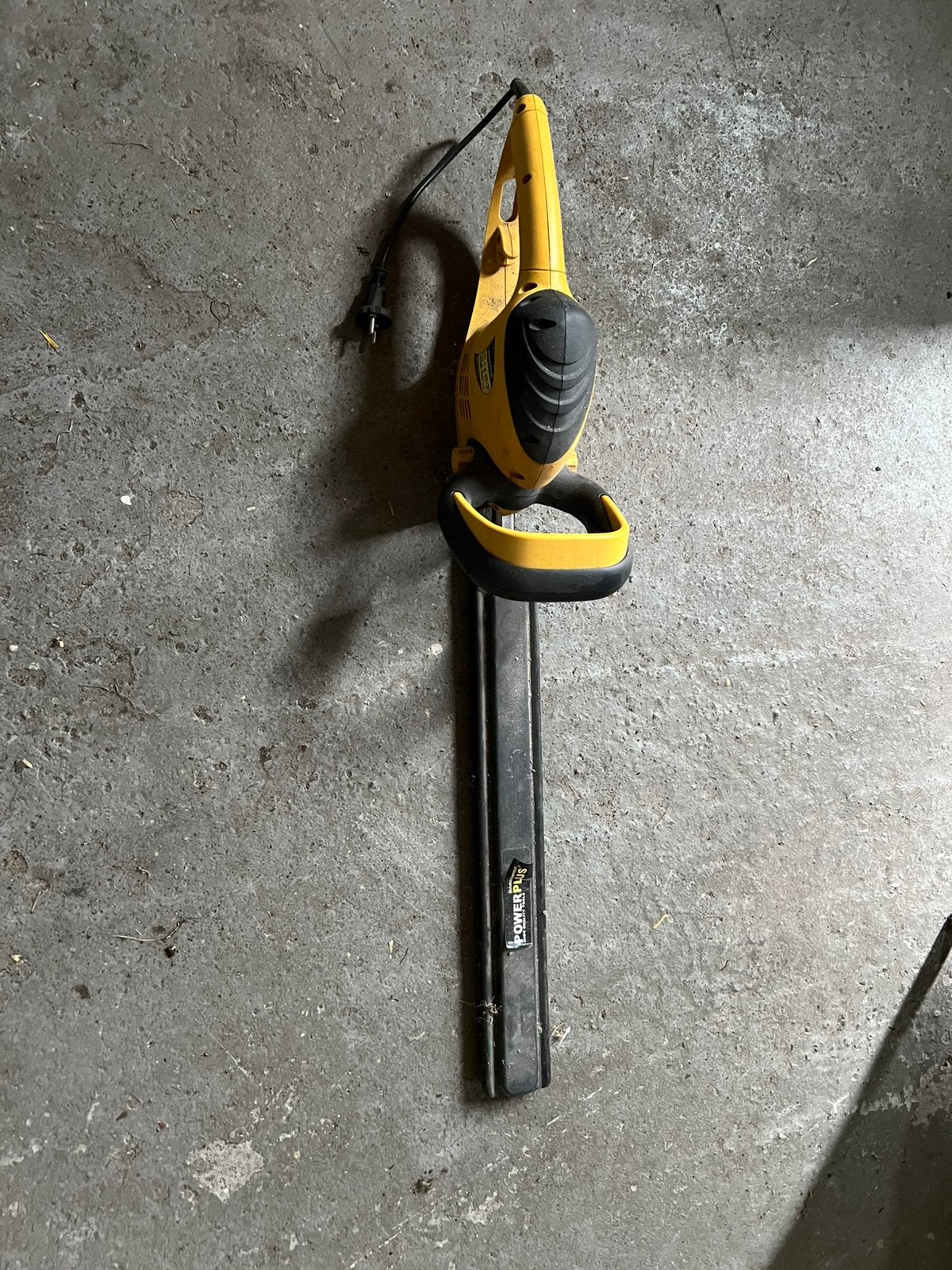 Powerplus POWXG2004 elektrische heggenschaar 580W, Tuin en Terras, Heggenscharen, Ophalen, Zo goed als nieuw, Elektrisch