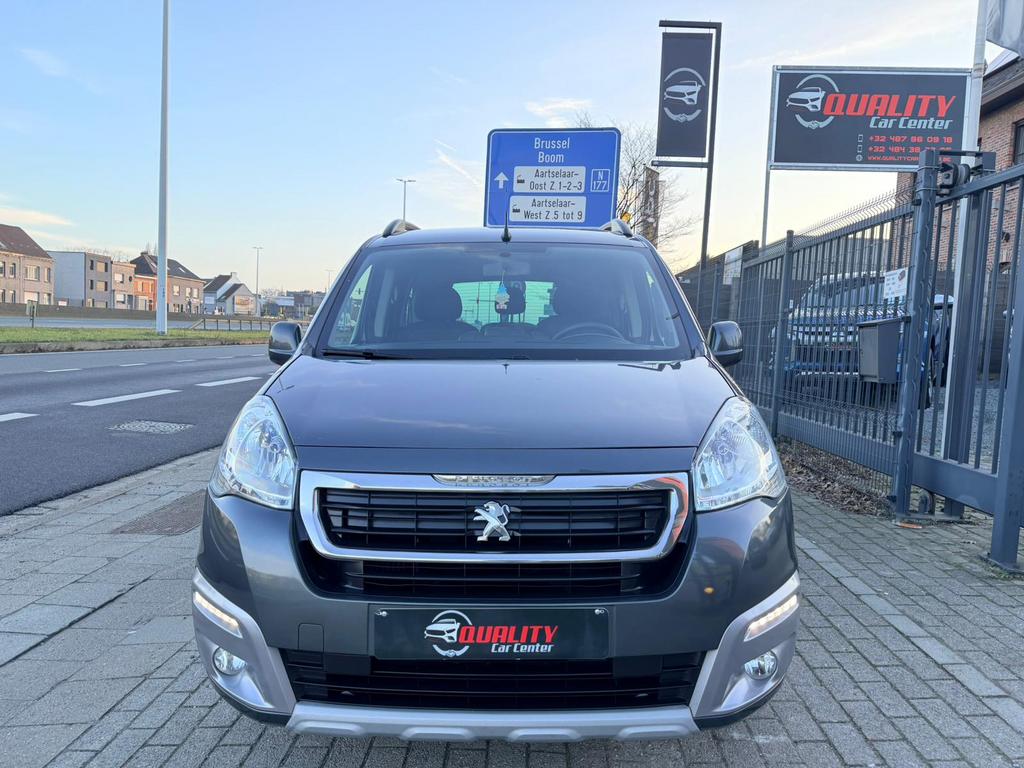 Peugeot Partner Tepee 2018 1.2benzine 100dkm Pdc Led Navi, Auto's, Voorwielaandrijving, Monovolume, Euro 6, Bedrijf
