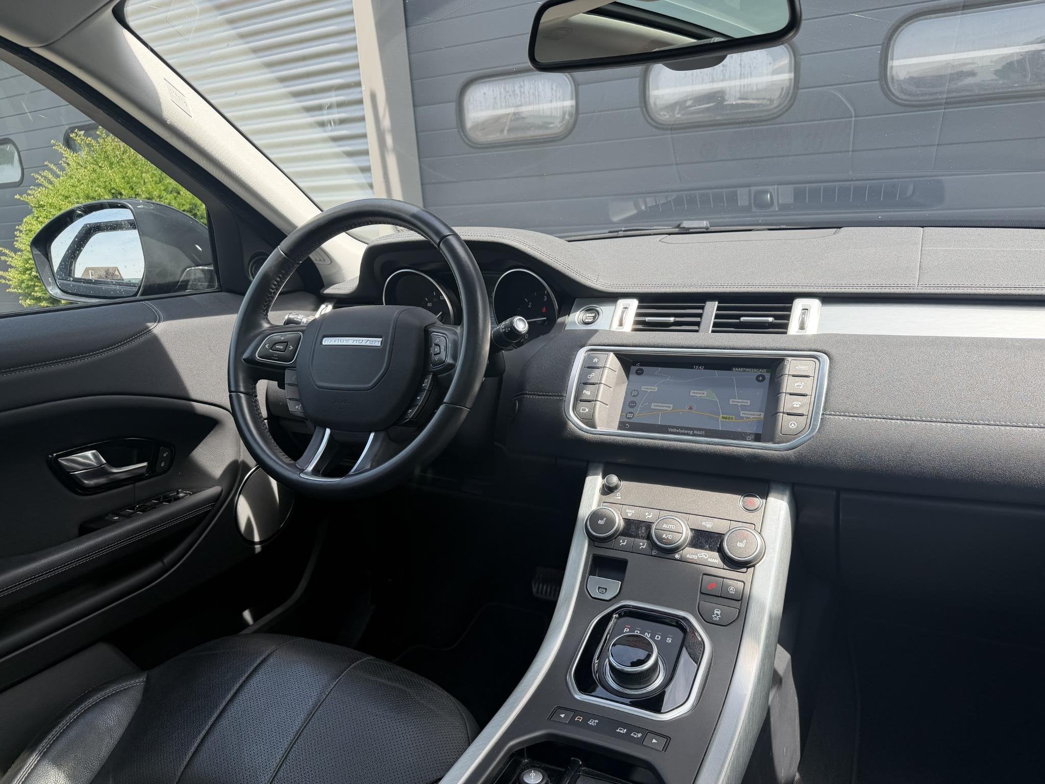 Land Rover Range Rover Evoque 2.0 TD4 HSE Dynamic, Autos, Cuir, Achat, Entreprise, 5 portes
