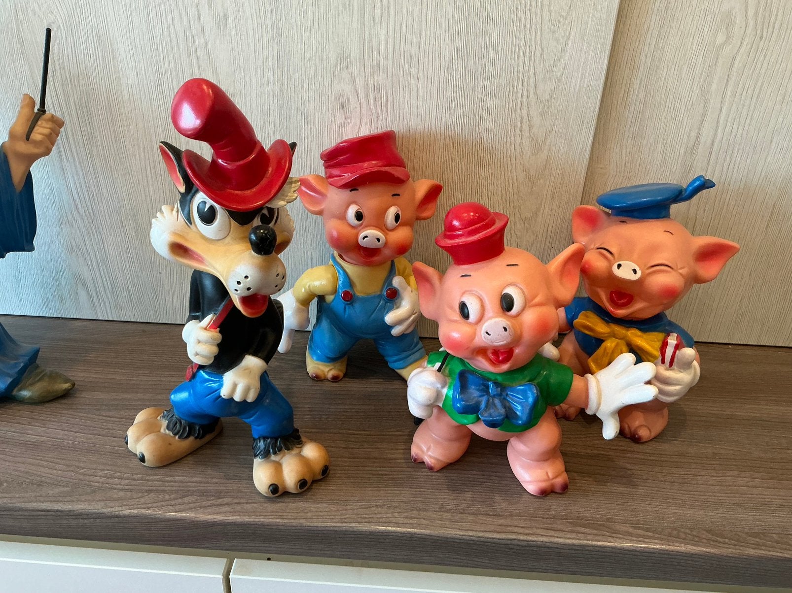 Disney pouet pieper ledra wolf en 3 biggetjes, Collections, Enlèvement ou Envoi, Comme neuf