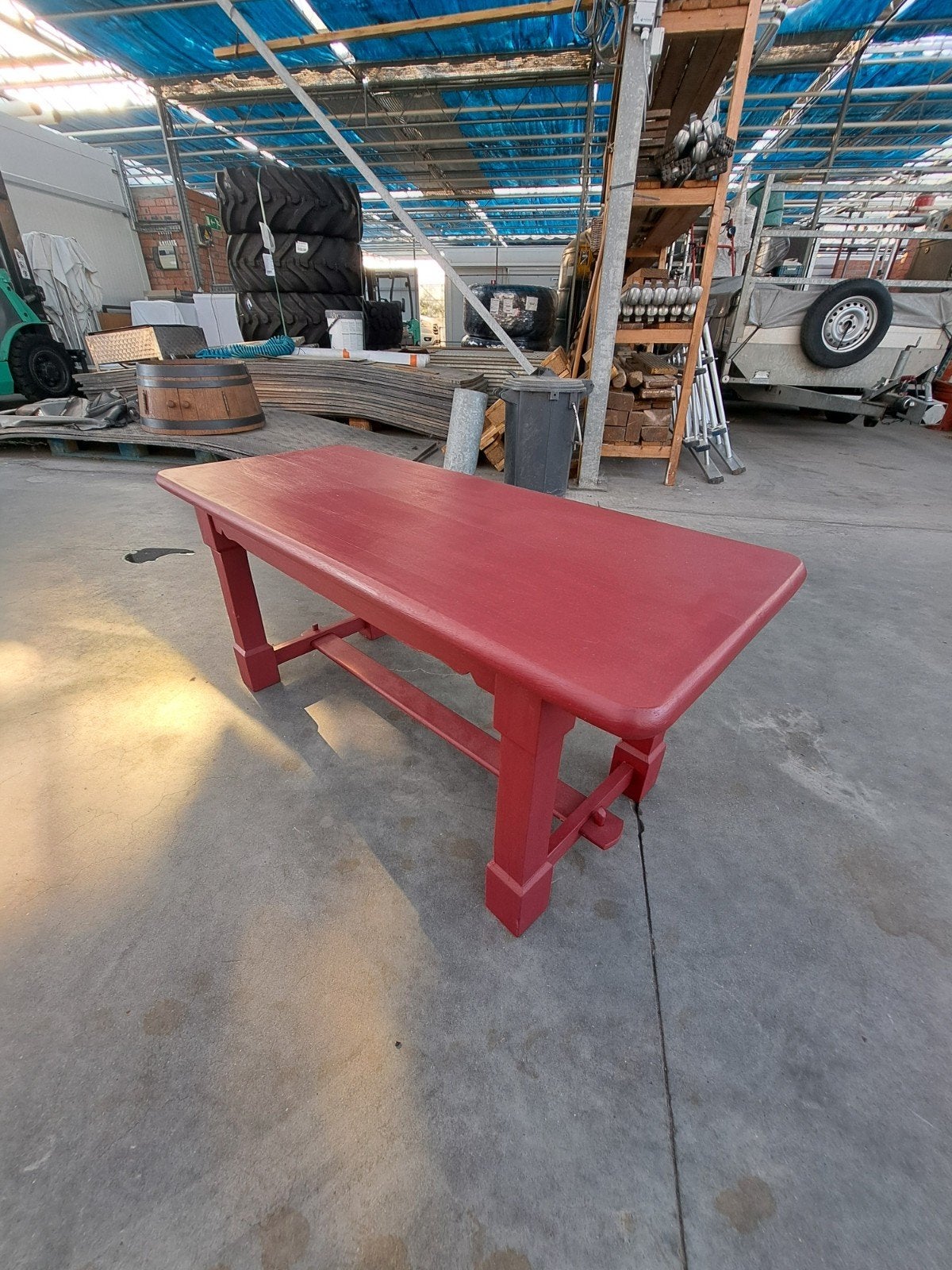 Belle table basse en bois rouge/table de monastère (table ba, Maison & Meubles, Tables | Tables de salon, Comme neuf, Moins de 50 cm