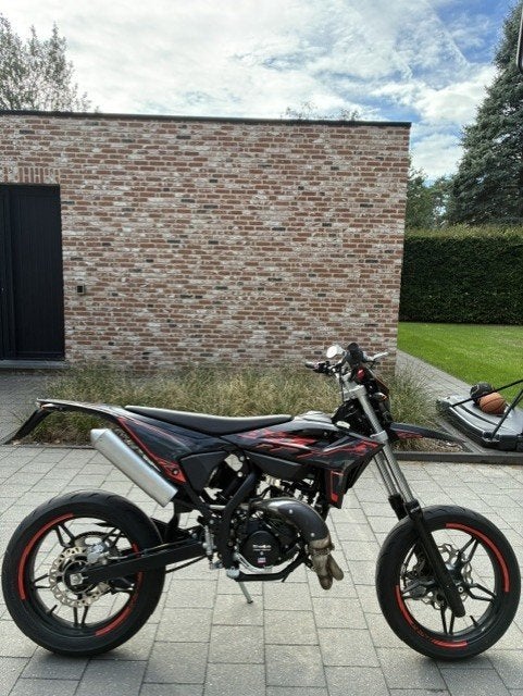 bromfiets BETA RR SPORT 50CC - 03/2026, 6 versnellingen, Klasse B (45 km/u), 50 cc, Ophalen