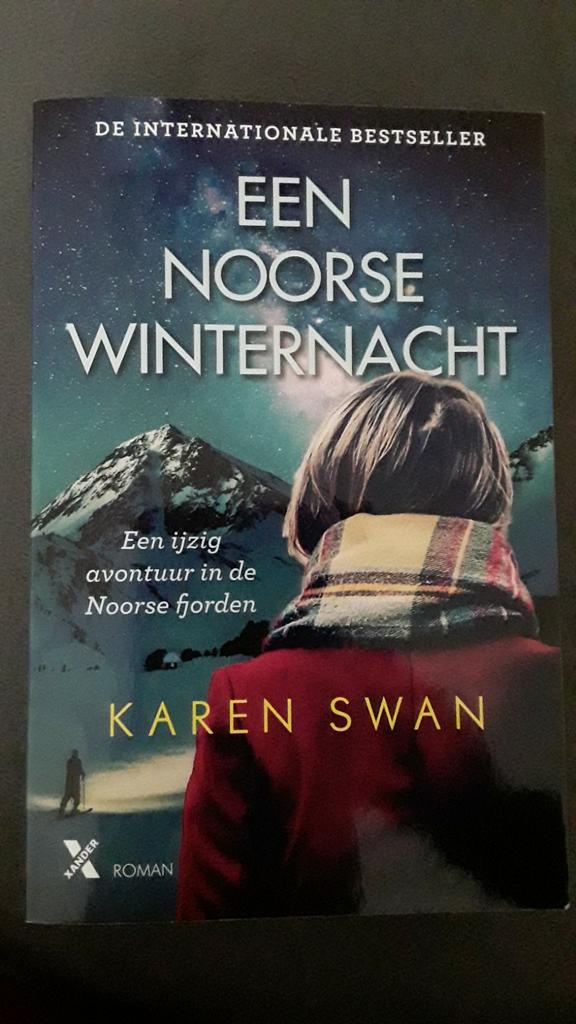 Karen Swan - Een Noorse winternacht, Ophalen of Verzenden, Zo goed als nieuw, Karen Swan