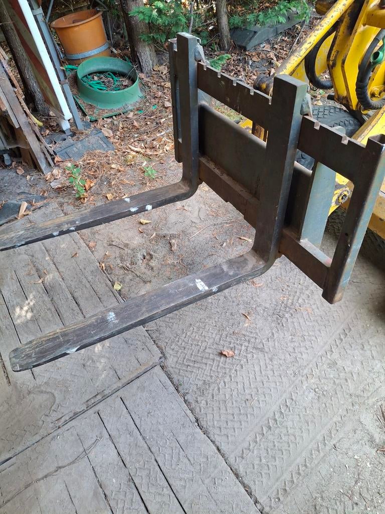 Knikmops, Ophalen