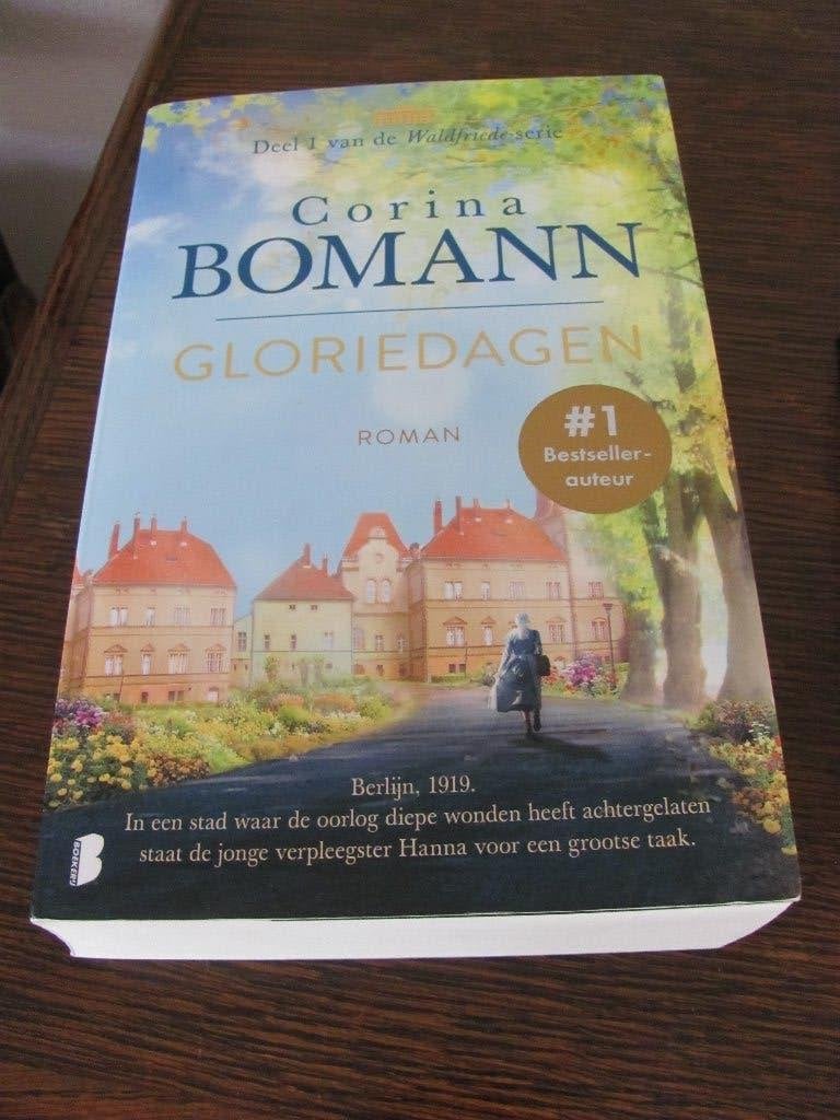 Corina Bomann 4 delen WALDFRIEDE, Europa overig, Ophalen of Verzenden, Zo goed als nieuw, Corina Bomann