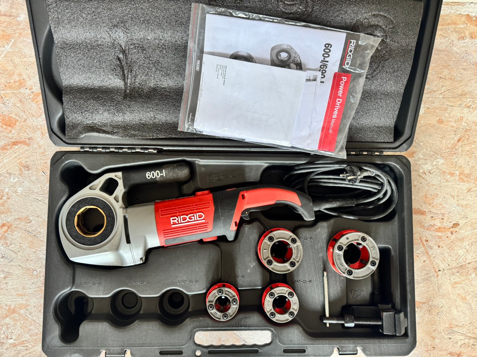 Ridgid 600-I – Fileteuse électrique professionnelle, Bricolage & Construction, Enlèvement, Comme neuf, Ridgid