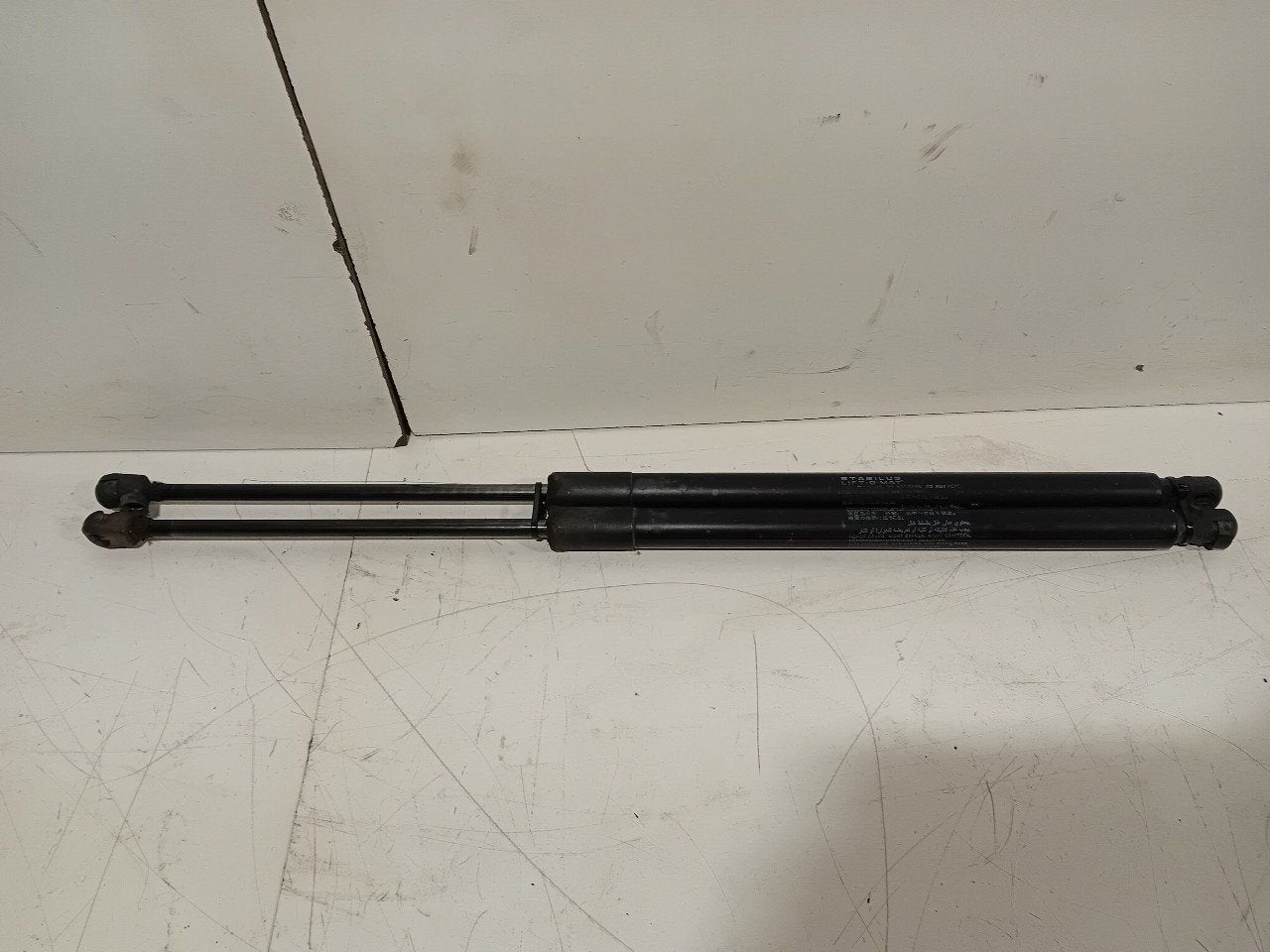 Gasdrukveerset achter Honda Civic, Onderdelen@venauto.nl, Ettenseweg 76, 4706 PB Roosendaal, The Netherlands, Enlèvement ou Envoi