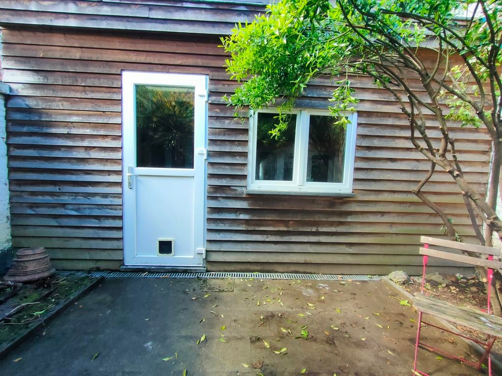 PVC gevelbekleding met dubbele beglazing, deur- en raamparti, Ophalen