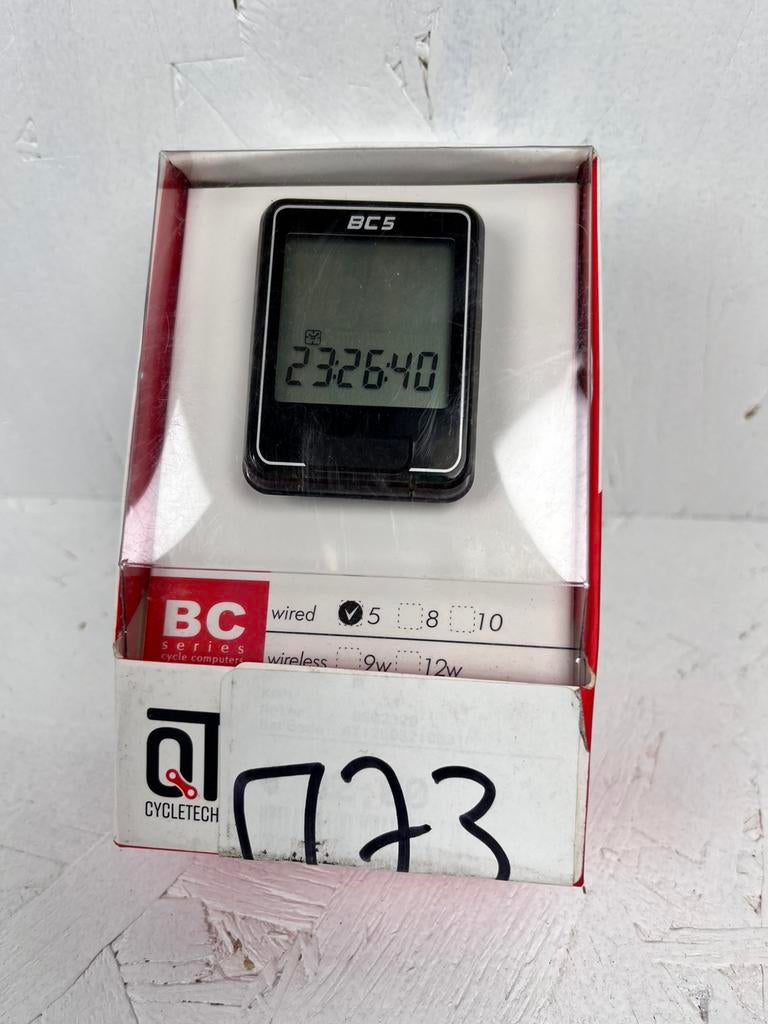 Compteur de vélo QT BC5 - Neuf dans emballage - 5 fonctions, Neuf, Enlèvement ou Envoi, ., .