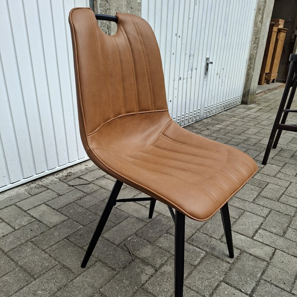 30 chaises cognac - vendues à l'unité ou en lot, Maison & Meubles, Chaises, Comme neuf, Cinq, Six Chaises ou plus, Cuir, Métal
