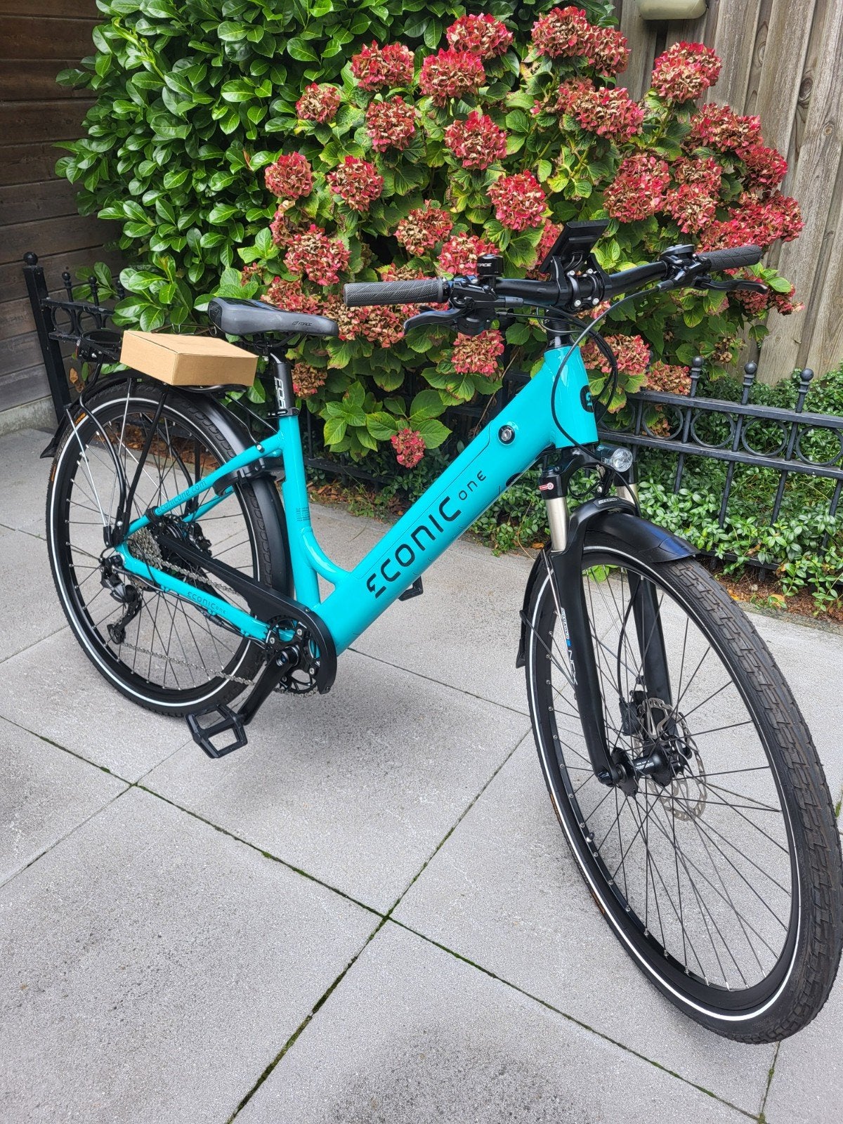 heb nog zo goed als nieuwe elektrische dames fiets, Minder dan 47 cm, Ophalen, Nieuw, 50 km per accu of meer